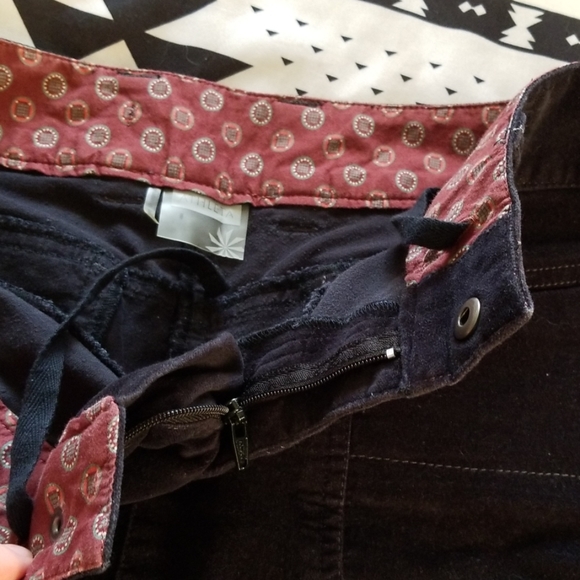 Athleta Velvet Skirt - Picture 2 of 8